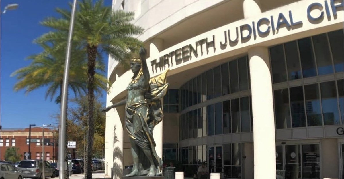 Thirteenth Judicial Circuit courthouse in downtown Tampa with the Veritas et Justitia statue